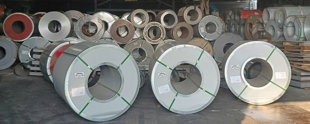 ton-tole-cuon-thep-tam-can-nguoi-dau-den-mem-vuot-thuc-thut-sieu-sau-posco-spce-spcg-spcf-en-dc-04-day-1.15-1.18-1.2-mm-li-ly-kho-rong-1000-1219-1400-1500-1524-mm (5)