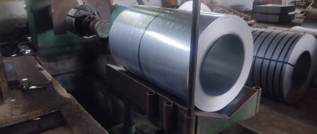 ton-tole-cuon-thep-tam-can-nguoi-dau-den-uon-deo-cung-posco-full-hard-spcc-1-day-4-dem-ruoi-4-dem-tam-0.5-mm-li-ly-kho-rong-1000-1219-1400-1500-1524-mm (6)