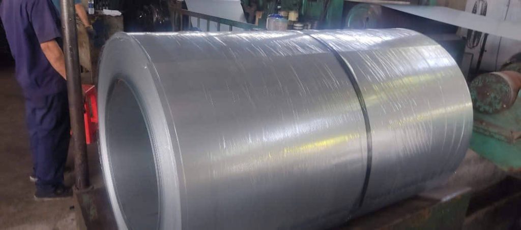 ton-tole-cuon-thep-tam-can-nguoi-dau-den-uon-deo-cung-posco-full-hard-spcc-1-day-6-dem-ruoi-6-dem-tam-0.7-mm-li-ly-kho-rong-1000-1219-1400-1500-1524-mm