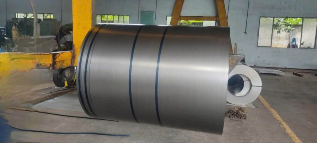 ton-tole-cuon-thep-tam-can-nguoi-dau-den-uon-deo-cung-posco-full-hard-spcc-1-day-6-dem-ruoi-6-dem-tam-0.7-mm-li-ly-kho-rong-1000-1219-1400-1500-1524-mm